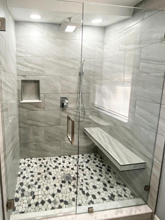 Sarasota Modern, Spacious, Comfy, Queen Beds, Backyard Rental Екстериор снимка